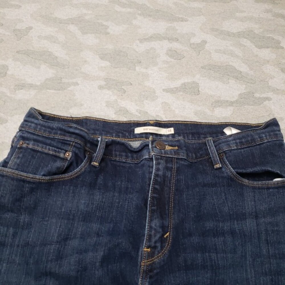 Levi s 515 Jeans Womens 14 Blue Bootcut Denim Dark Wash - Picture 2 of 12